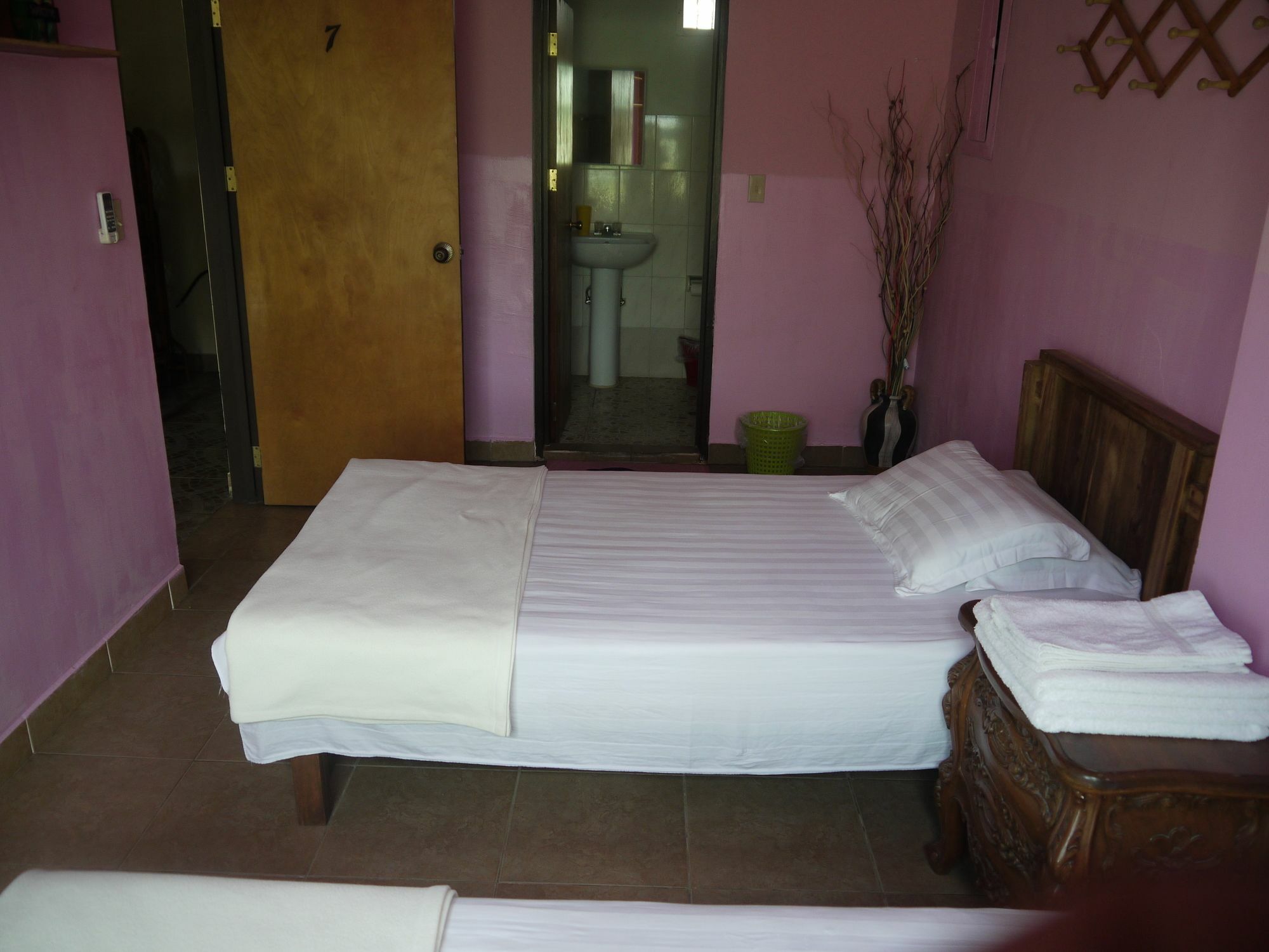 G.T. Guest House Garapan Esterno foto